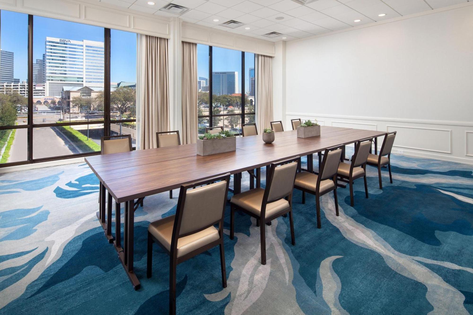The Westin Oaks Houston At The Galleria Exterior foto